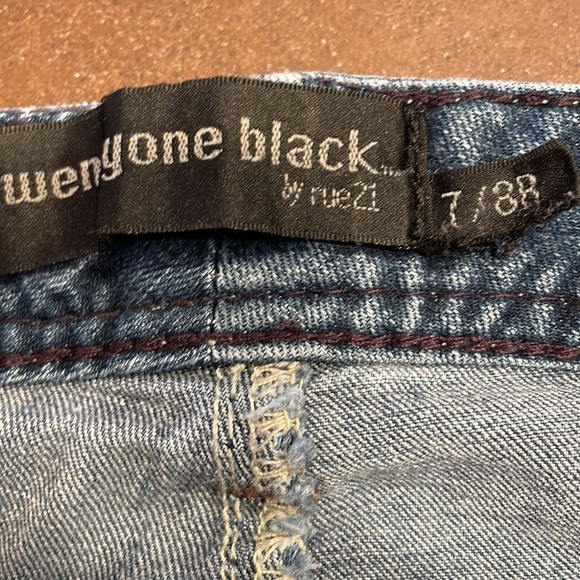 Twenty one Black by Rue21 curvy bootcut jeans - Picture 5 of 8